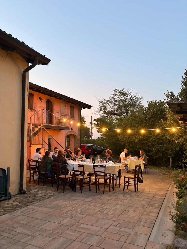Il cortile al tramonto